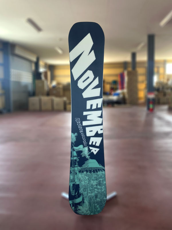 November ARTISTE GRAPHIC LTD. 154cm